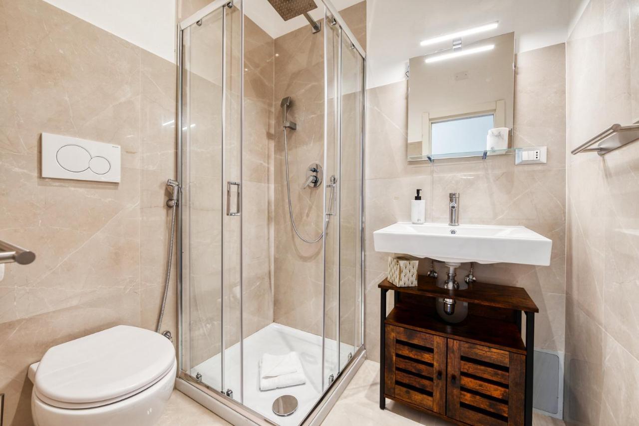 3 3 Bathrooms - Lovely Close The Vatican Appartement